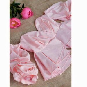 Off Shoulder Sweet Heart Neck Blush Peplum Top